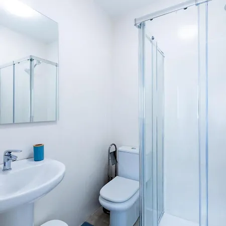 Bright Flores 1l With Pool Apartamento *