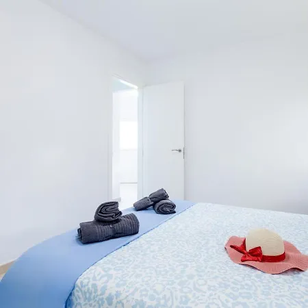 Bright Flores 1l With Pool Apartamento